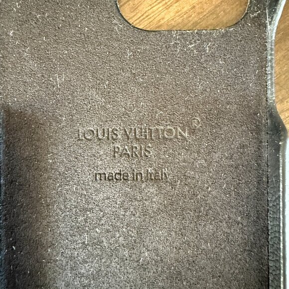 Louis Vuitton Monogram Iphone 15 Pro Max Case - Picture 3 of 6